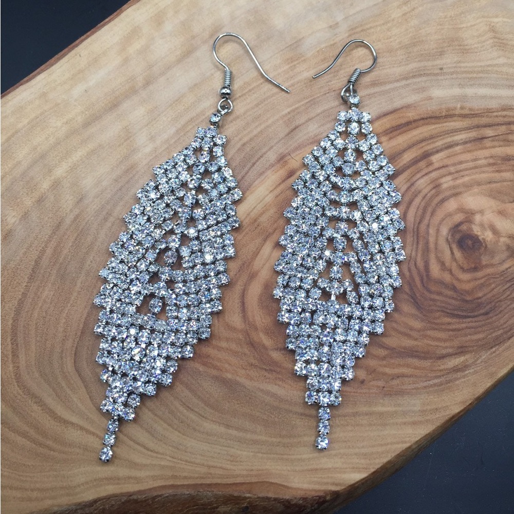 Earrings (NEW) - Picture 3 of 5